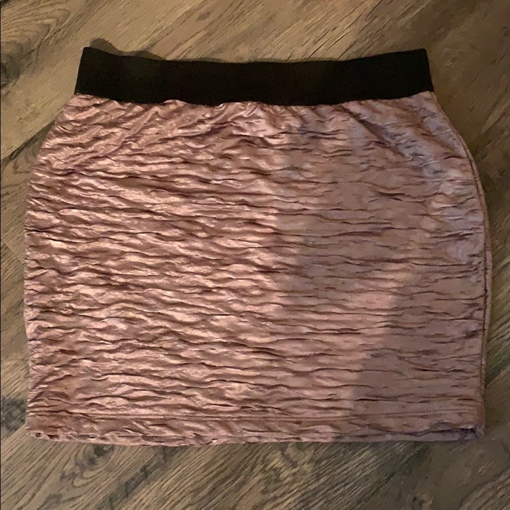 Charlotte Russe Gold Ruched Mini Skirt. - Picture 1 of 5
